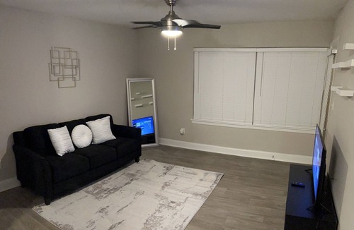 Piedmont Heights Apartment | Clean and cozy