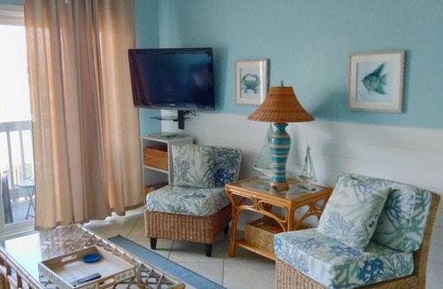 Pensacola Beach Condo | CLEAN and NEWLY Renovated! Relaxed and Fun Decor. 2B/2B with W/D