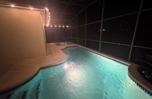 Calabay Parc House | Close to Disney- 4 Bdrm Luxury with Private Pool