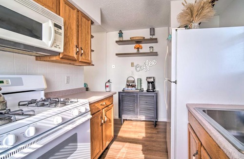 Southend House | Coastal Brigantine Retreat - Walk to Beach!
