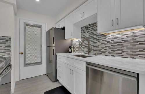 Coquina Sands Condo | Coastal Retreat Near the Beach and 5th Ave