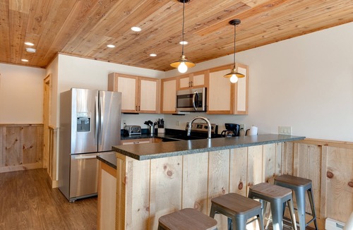Lake Placid Hotel | Cobble Mountain Lodge