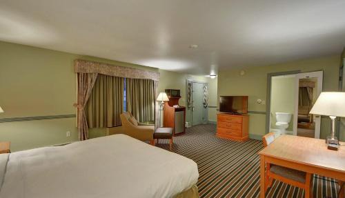 Brattleboro Hotel | Colonial Motel