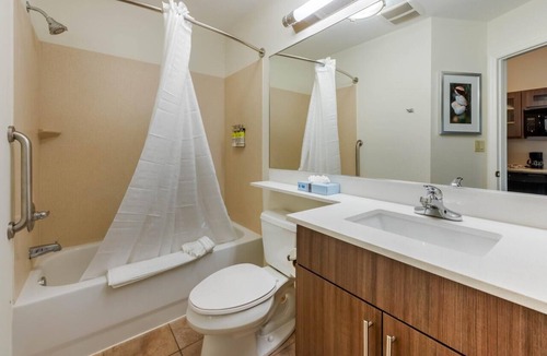 Biggar Hotel | Come Create Memories w/Fun-filled Adventures at this Paradise! Pets Are Welcome