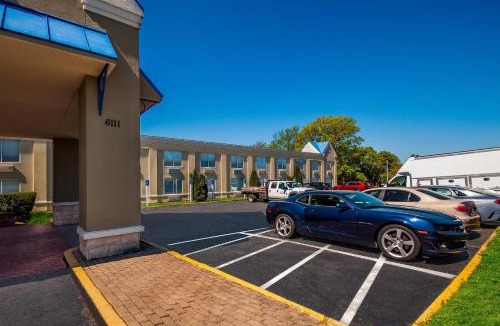 Seven Corners Hotel | Comfort Inn Falls Church - Tysons Corner
