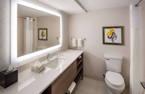 Fishers Hotel | Comfort Inn & Suites Fishers - Indianapolis