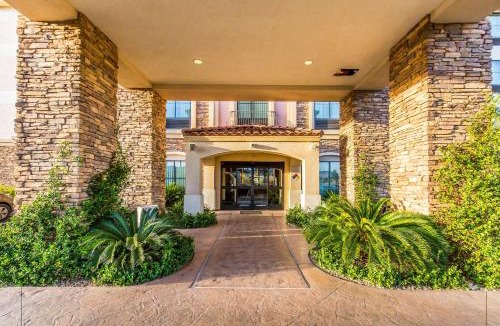 Whitney Ranch Hotel | Comfort Inn & Suites Henderson - Las Vegas