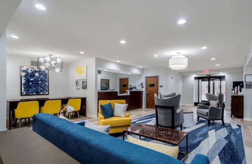 Lexington Hotel | Comfort Inn & Suites Lexington South