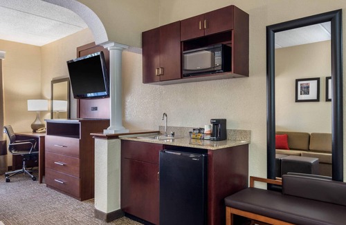 Woodstock Hotel | Comfort Suites Woodstock - Atlanta North