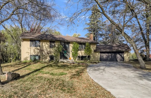 West St. Paul House | Comfortable 4-Bedroom Home Close to Everthing