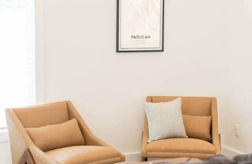 Paducah House | Commonwealth Cottage