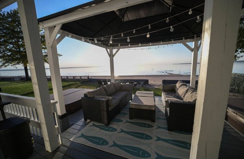 Sylvan Beach Condo | Compass Rose | Historic Oneida Lakefront Condo 4