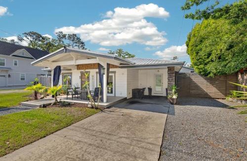 Demere Park House | Completely re-done 4 bedroom pet-friendly home Great location