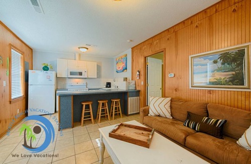 Cherry Grove Beach Condo | Condo ∙ 1 bedroom ∙ 6 guests