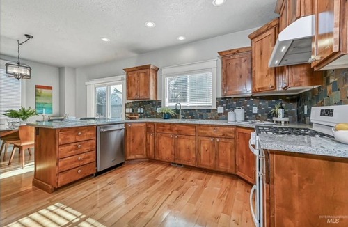 East End House | Contemporary Boise-East End 5 Bedroom Home
