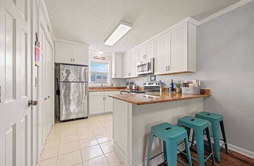 Ocean Sands Condo | Corolla Condo: 350 Ft to Beach, Community Pool Access at Indian Summer Condos