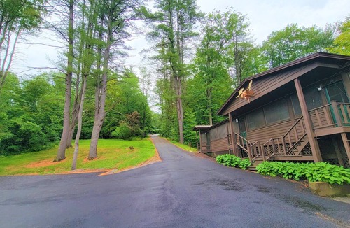 Lake Luzerne Cottage | Cottages near Saratoga Springs