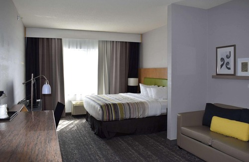 Halfway Hotel | Country Inn & Suites by Radisson, Hagerstown, MD