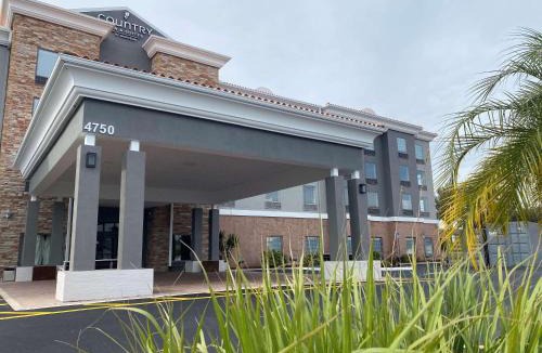 Tampa Hotel | Country Inn & Suites by Radisson, RJ Stadium - Tampa Airport East
