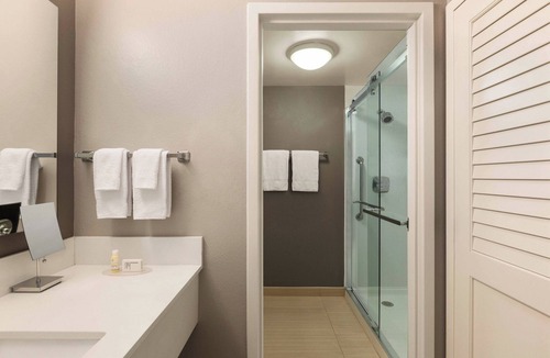 Fort Myers Hotel | Courtyard by Marriott Fort Myers Cape Coral