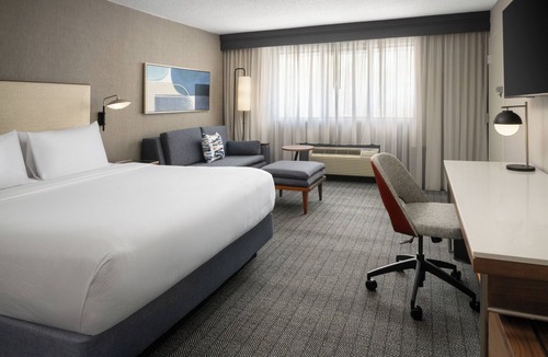 Cromwell Hotel | Courtyard by Marriott Hartford Cromwell