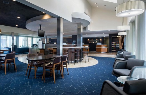 Phoenix Hotel | Courtyard by Marriott Phoenix Airport
