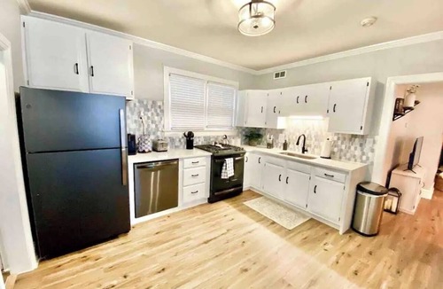 Historical Old New Castle Apartment | Cozy 1-bedroom apartment in nice New Castle with WiFi, AC