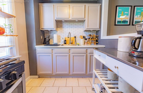 Lower Lawrenceville Apartment | Cozy 1-bedroom apartment in charming Pittsburgh with WiFi, AC