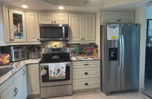 Caloosahatchee Condo | Cozy 1-bedroom condo in welcoming Cape Coral, Fl. on the beautiful Rubicon Canal