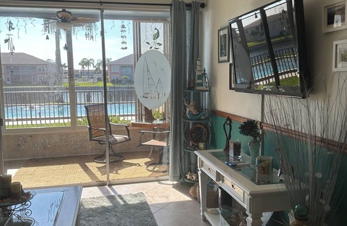 Caloosahatchee Condo | Cozy 1-bedroom condo in welcoming Cape Coral, Fl. on the beautiful Rubicon Canal