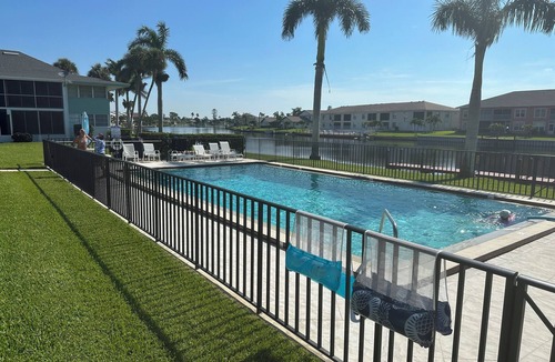 Caloosahatchee Condo | Cozy 1-bedroom condo in welcoming Cape Coral, Fl. on the beautiful Rubicon Canal