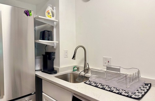 Bethesda House | Cozy 1-bedroom townhome in Bethesda nr NIH and Metro