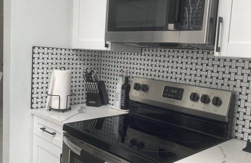 Oldsmar House | Cozy 2-bedroom house in enjoyable Oldsmar with AC