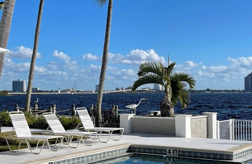 Fort Myers Condo | Cozy 2-bedroom condo with AC in tranquil North Fort Myers