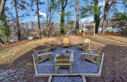 Fairfax Villa | Cozy 4BR Retreat - Private backyard, Gazebo & Grill