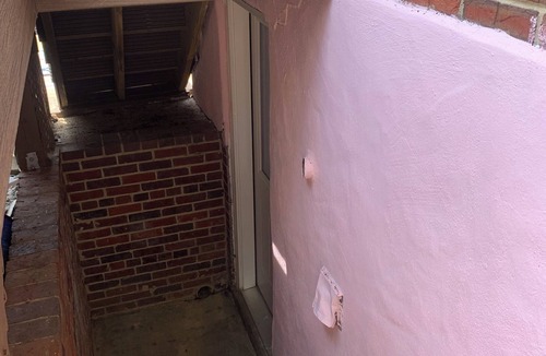 Groveton House | Cozy basement with private entrance and WiFi in charming Alexandria