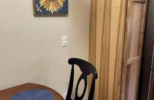 Beech Mountain Apartment | Cozy Cabin Close to the Slope