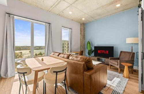 Channel District Apartment | Cozy Channelside 1BR Near DT Free Pool and Gym
