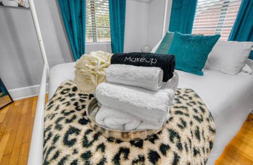 Dilworth House | Cozy & Charming Home, Minutes to Everything!