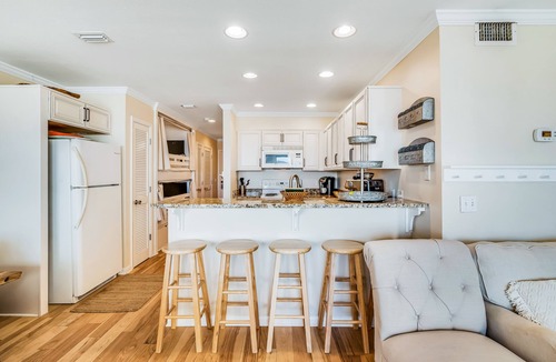 Fort Bay Condo | Cozy coastal condo with shared pool, Hot tub and easy beach access