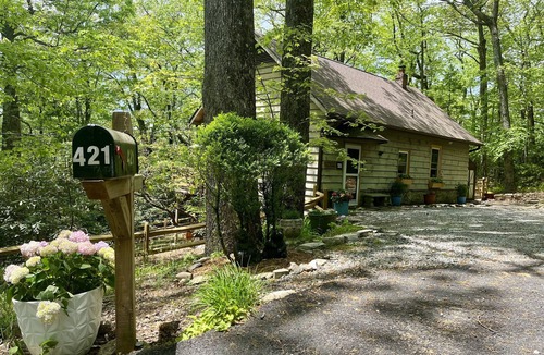 Blowing Rock House | Cozy, convenient slice of mountain paradise.