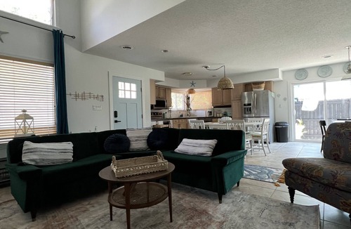 Little River Cottage | Cozy Cottage in a Fishing Village of Historic Little River