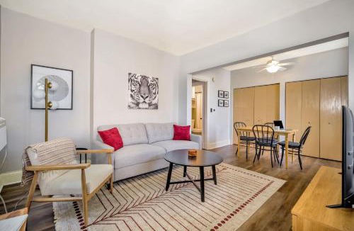 Roselawn Finance House | Cozy Cottage in the Heart of Hyde Park home