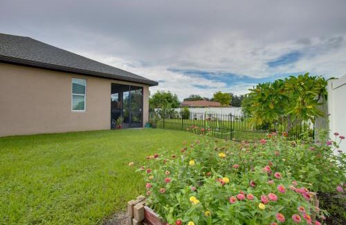 Cape Coral Apartment | Cozy Couple’s Retreat w/Porch in Cape Coral!