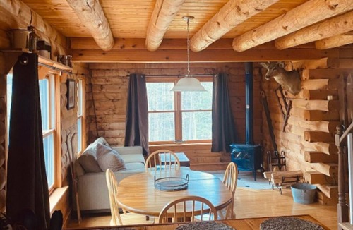 Kattskill Bay Cabin | Cozy Fishing and Get-A-Way Cabin minutes from Lake George