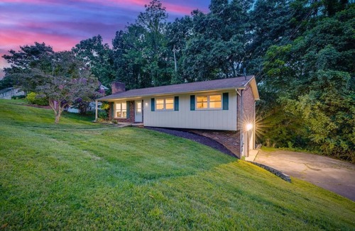 Lynn Garden Apartment | Cozy Kingsport Haven w/Firepit