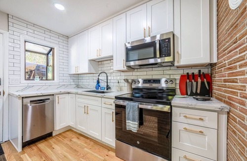 West Lake Stevens House | Cozy Lake Stevens Cottage