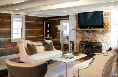 Cabarrus County House | Cozy luxurious log cabin near the rocky river