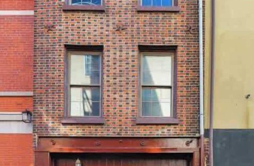 Old City Apartment | Cozy Modern Studio Perfect for Short or Long Stays