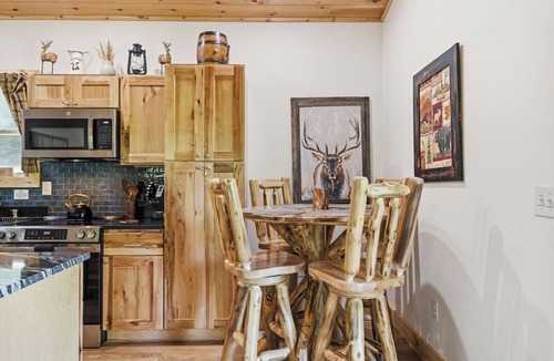 Murphy Cabin | Cozy Murphy Cabin Near Lake Hiwassee & Wineries